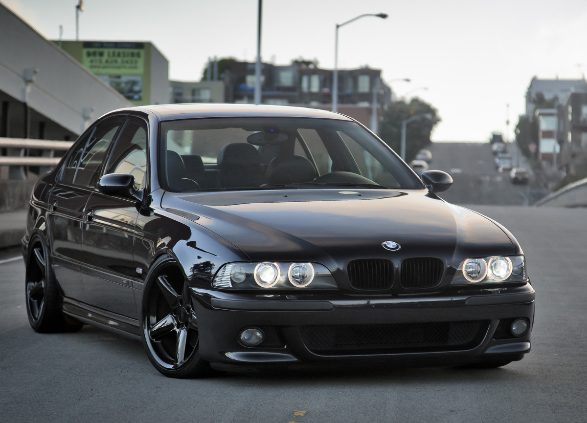 Repair and Sales of Import cars in Albany NY | Page introduction |image of a BMW M5 E39